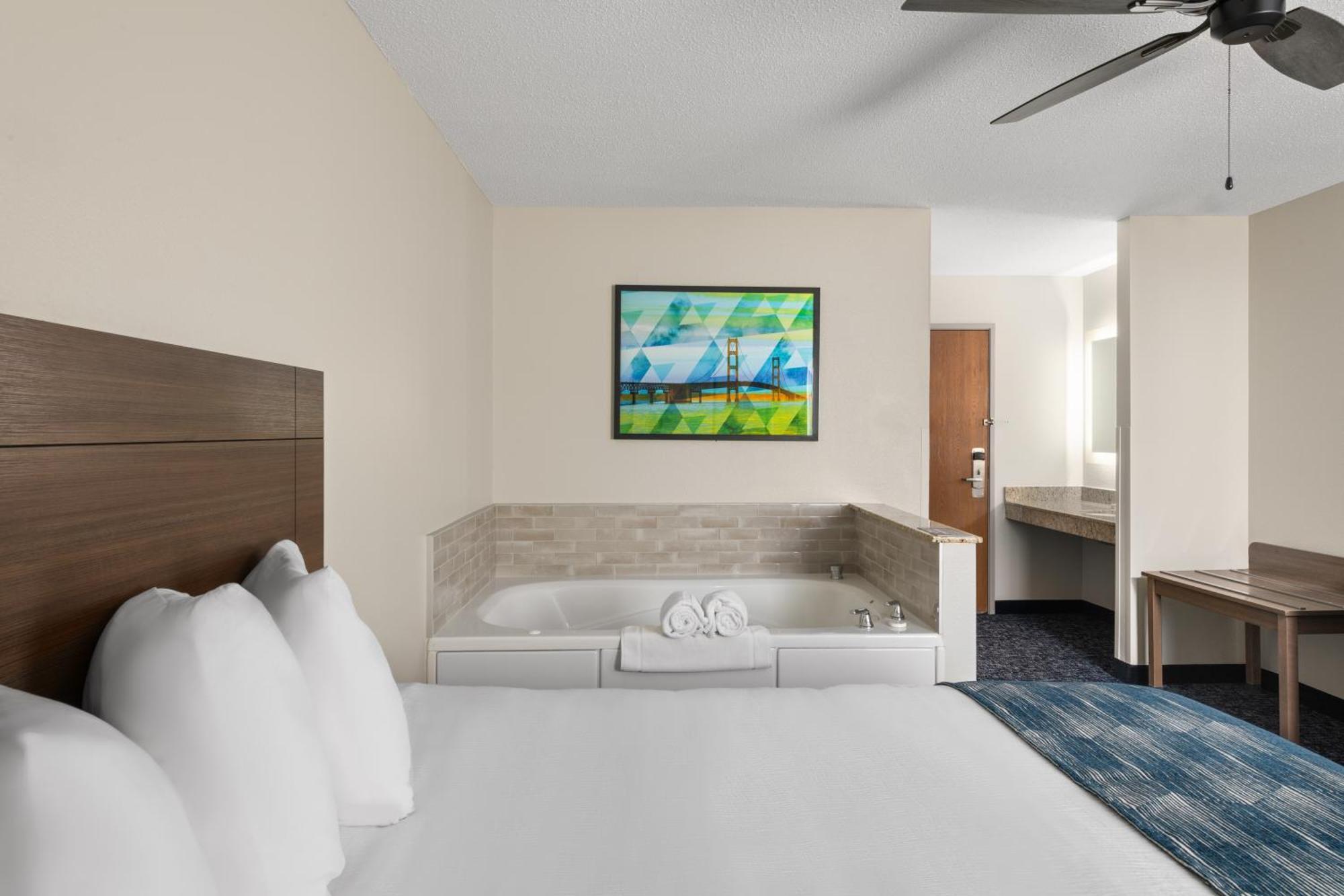 Baymont By Wyndham Mt. Pleasant Otel Mount Pleasant Oda fotoğraf